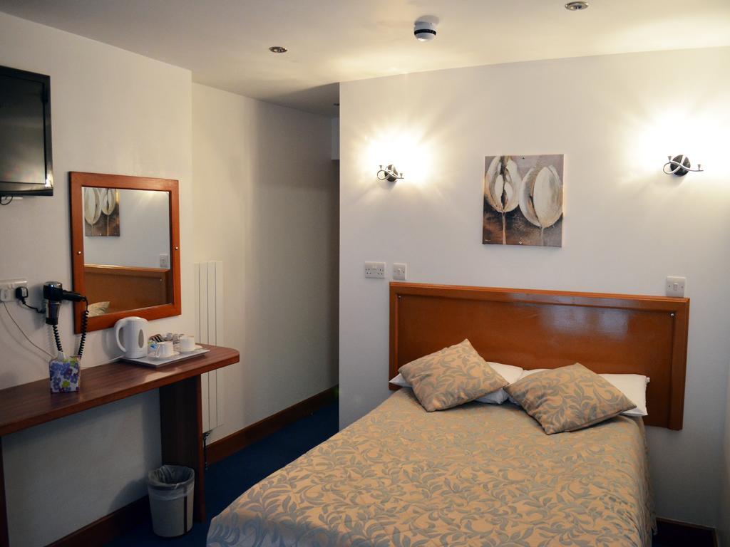 Gatwick Cambridge Horley (Surrey)