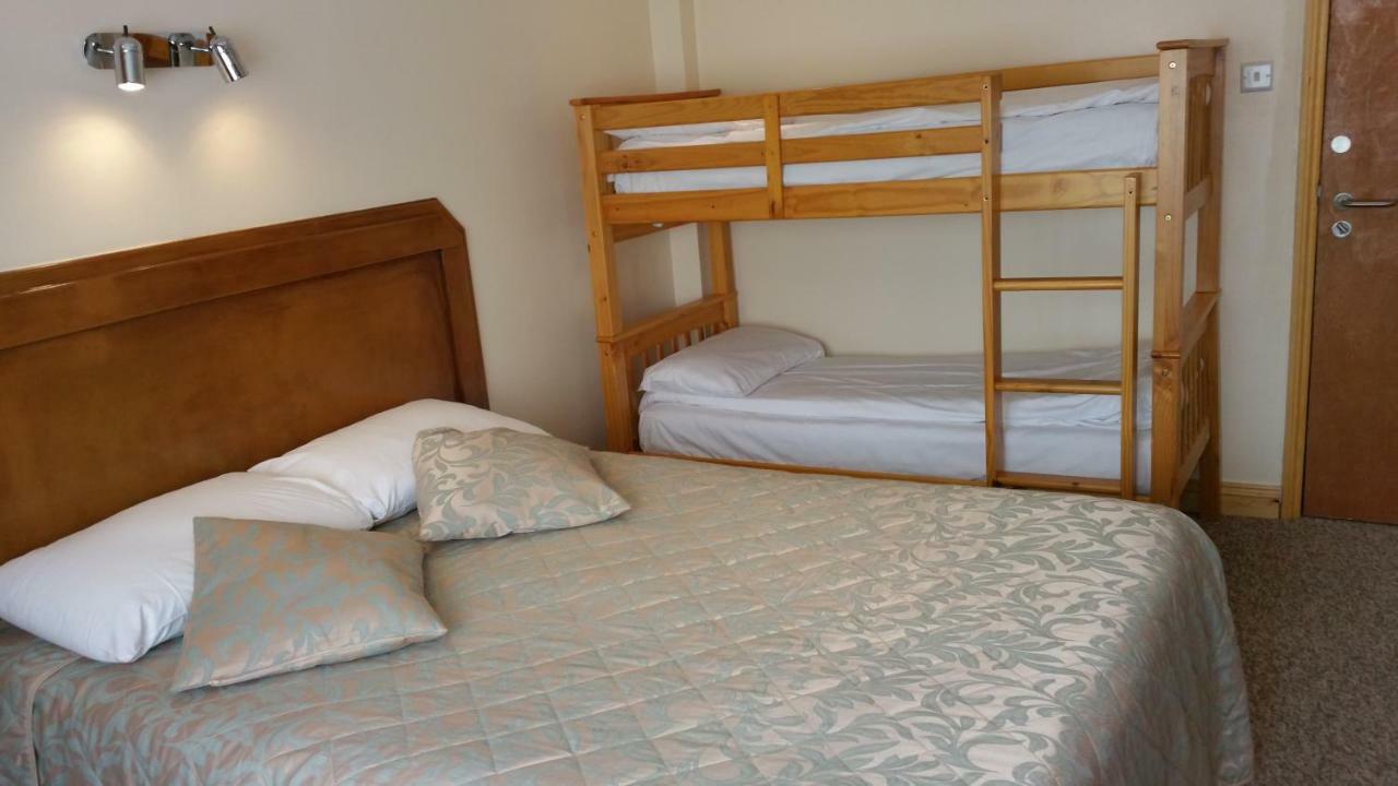 Gatwick Cambridge 4*